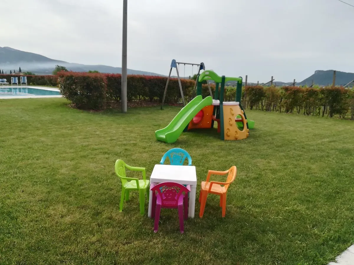 Agriturismo Corte Dei Fiori Caprino Veronese 0*,  Italië