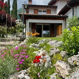  Apartment La Casa In Collina