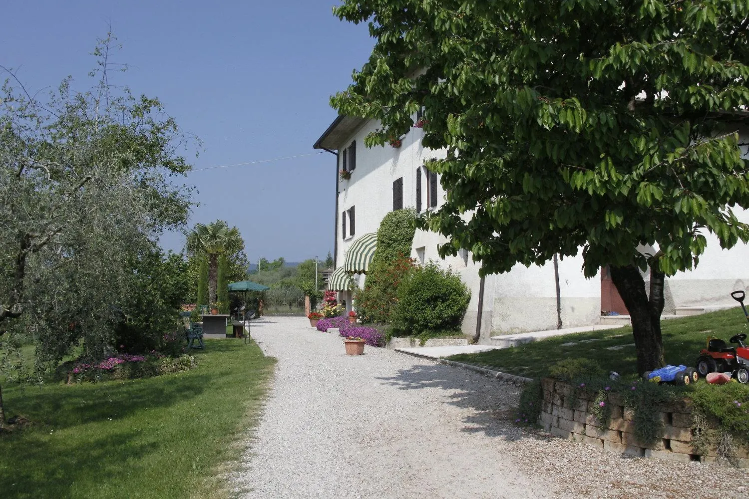 Farm stay Agriturismo Corte Dei Fiori Caprino Veronese Italy