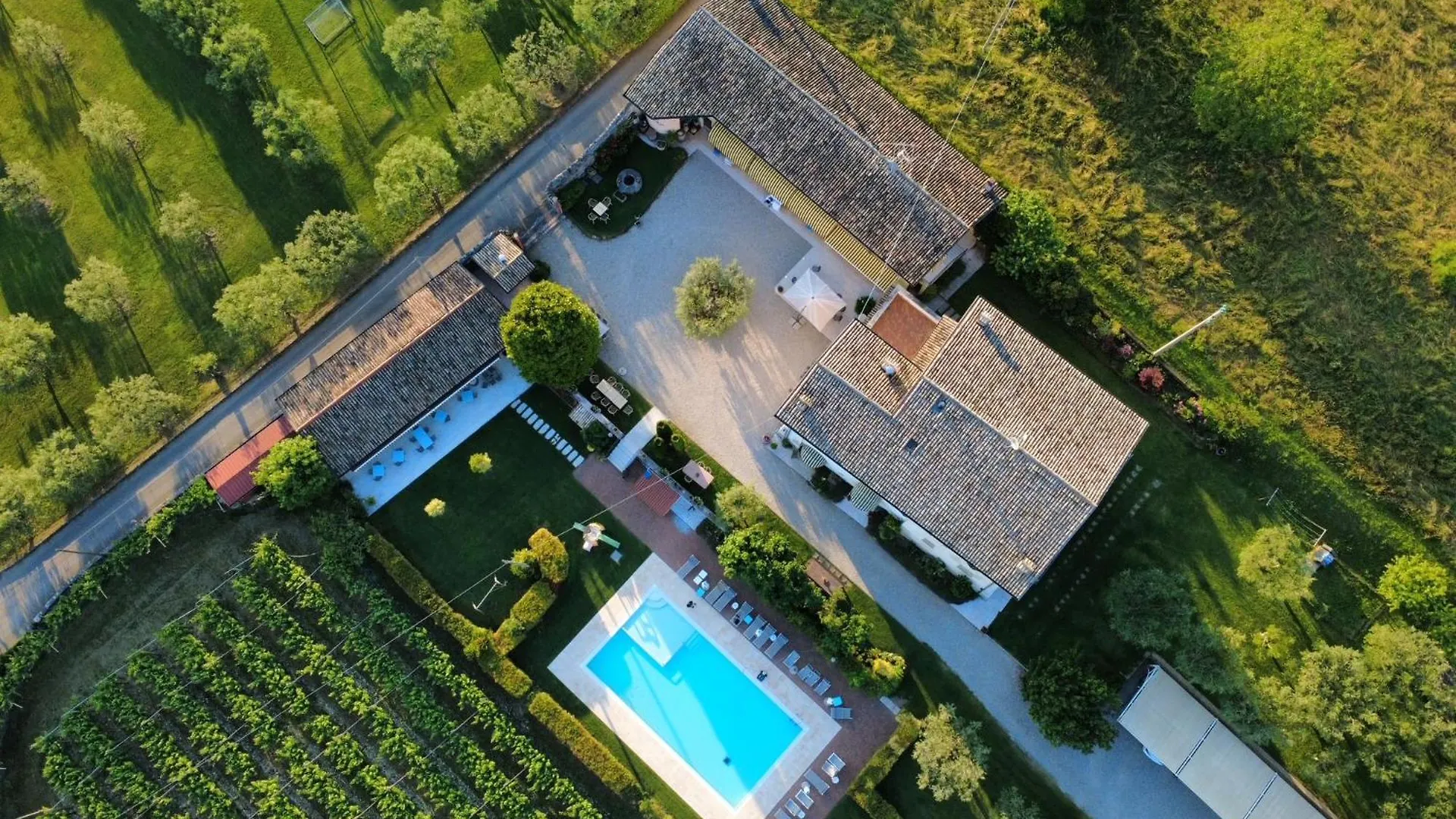 Agriturismo Corte Dei Fiori Caprino Veronese Italy